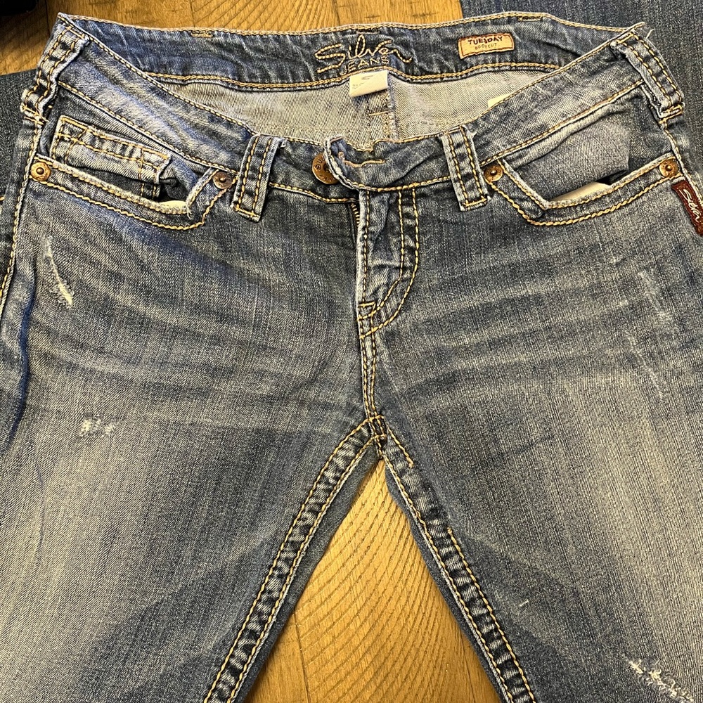 Silver Jeans Tuesday 32/33 low rise